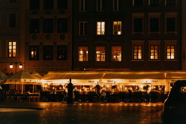 Quels sont les meilleurs endroits pour profiter de la nightlife à Strasbourg ?